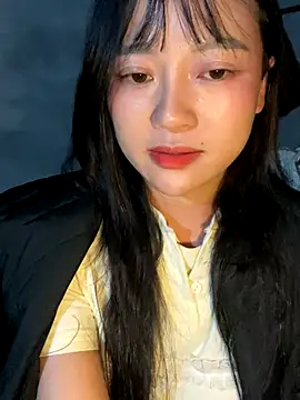 Snapshot of Be_xinh chatting on 16, 10, 2025 Be xinh online show from 16, 10, 2025