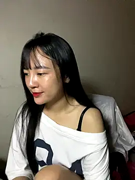 Snapshot of Be_xinh chatting on 14, 11, 2025 Be xinh online show from 14, 11, 2025