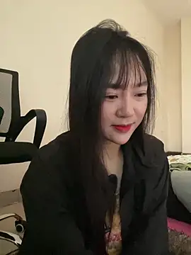 Snapshot of Be_xinh chatting on 4, 12, 2025 Be xinh online show from 4, 12, 2025