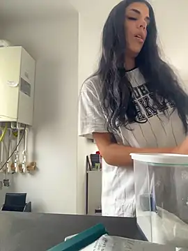 AylinHazellx online show from 26, 10, 2025