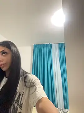 AylinHazellx online show from 29, 10, 2025