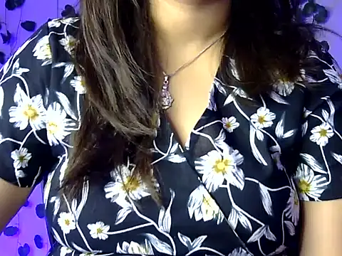 Snapshot of Aaliya02 chatting on 6, 1, 2026 Aaliya02 online show from 6, 1, 2026