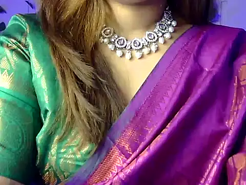 Snapshot of Aaliya02 chatting on 9, 2, 2026 Aaliya02 online show from 9, 2, 2026