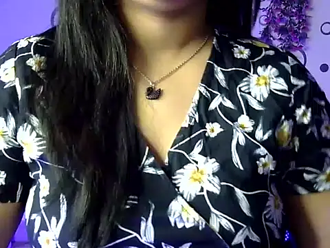 Snapshot of Aaliya02 chatting on 1, 3, 2026 Aaliya02 online show from 1, 3, 2026