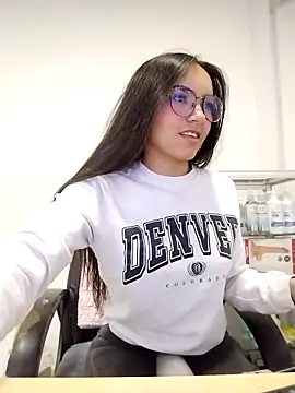 eimi rosse18 online show from 28, 3, 2026