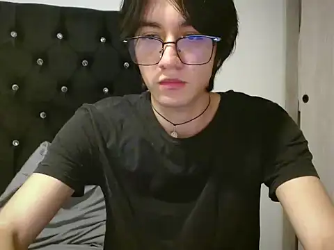 Snapshot of Matti_Mendez_ chatting on 24, 6, 2026 Matti Mendez online show from 24, 6, 2026