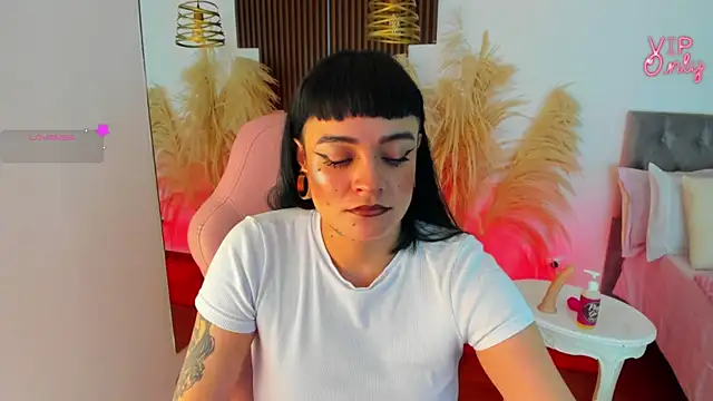 Snapshot of Antonela_vargas chatting on 21, 7, 2026 Antonela vargas online show from 21, 7, 2026