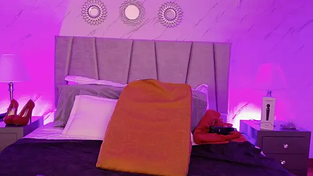 Snapshot of Michell_Monet chatting on 4, 6, 2026 Michell Monet online show from 4, 6, 2026