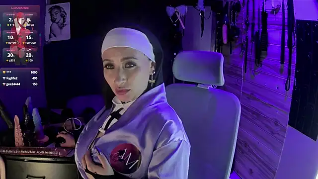 lucyheartfillia11 online show from 12, 11, 2025