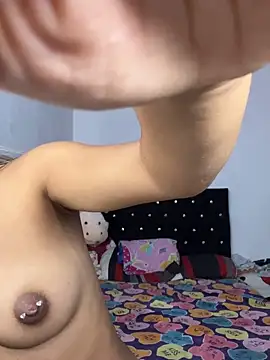 hot duo16 online show from 15, 11, 2025