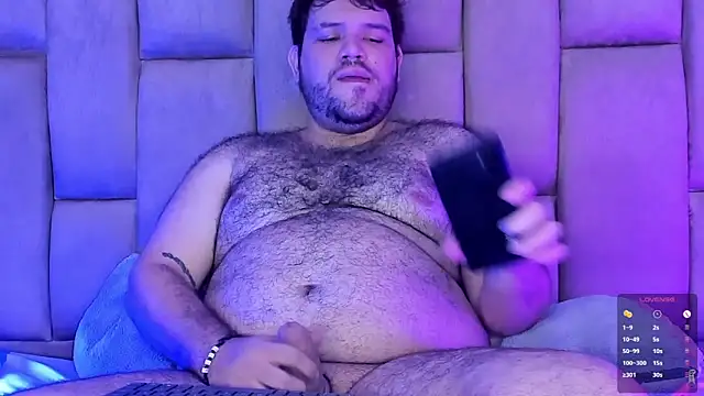Snapshot of big_bearr chatting on 17, 5, 2026 big bearr online show from 17, 5, 2026