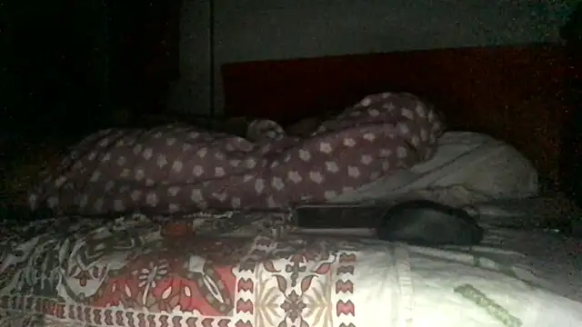 paula19800 online show from 29, 11, 2025