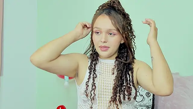 Snapshot of CamilaGomez149 chatting on 13, 2, 2026 CamilaGomez149 online show from 13, 2, 2026