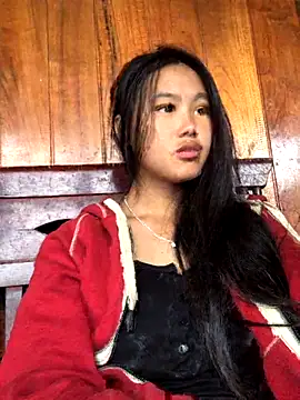 Mai lovely online show from 1, 11, 2025