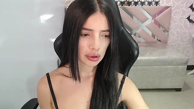 cynthia ch online show from 2, 11, 2025