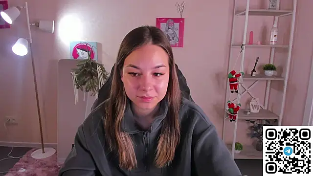 Al1ice Moures online show from 10, 1, 2026