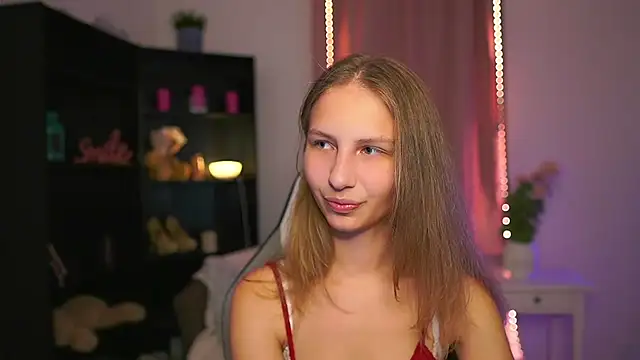 Snapshot of emmie_murray chatting on 23, 7, 2026 emmie murray online show from 23, 7, 2026