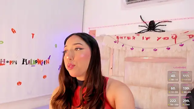 emily  walker online show from 25, 10, 2025