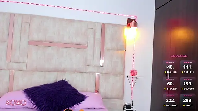 emily  walker online show from 6, 11, 2025