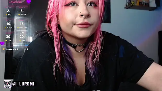Snapshot of Iluromi chatting on 5, 5, 2026 Iluromi online show from 5, 5, 2026