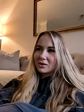 BarbieDolly x online show from 15, 10, 2025