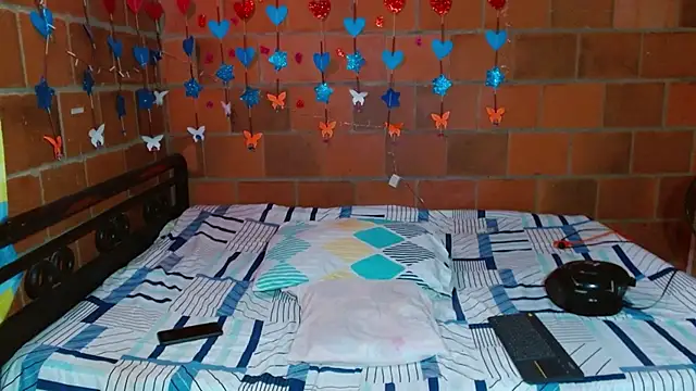 lorenacapelli online show from 30, 10, 2025