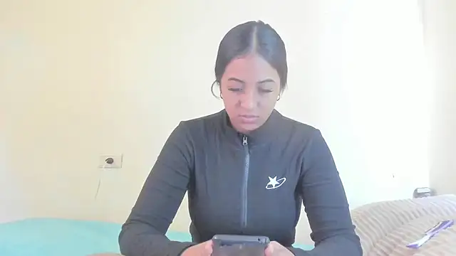 Snapshot of vfridaper chatting on 10, 6, 2026 vfridaper online show from 10, 6, 2026