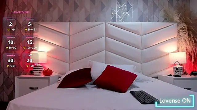 Charlotte hall  online show from 31, 10, 2025