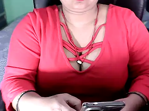 BABITA KUMARII online show from 17, 11, 2025