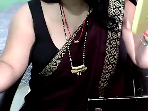 BABITA KUMARII online show from 4, 4, 2026