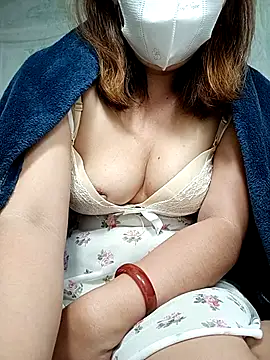 JinjinLy online show from 16, 11, 2025