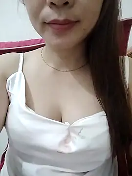 Girl Shy2000 online show from 30, 9, 2025