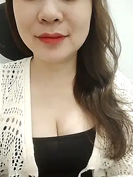 Girl Shy2000 online show from 1, 4, 2026