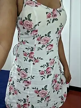 Snapshot of shani_taniya chatting on 27, 7, 2026 shani taniya online show from 27, 7, 2026
