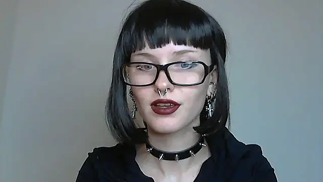 Paradoxy  online show from 26, 10, 2025