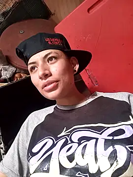 Owen tomboy online show from 28, 9, 2025