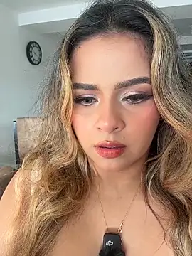 Snapshot of itsdanividarte chatting on 24, 2, 2026 itsdanividarte online show from 24, 2, 2026