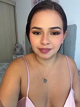 Snapshot of itsdanividarte chatting on 13, 5, 2026 itsdanividarte online show from 13, 5, 2026