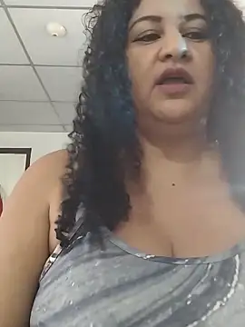 MEYBELLATINA online show from 9, 10, 2025