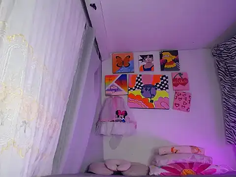 Snapshot of Nahomyyy chatting on 2, 2, 2026 Nahomyyy online show from 2, 2, 2026