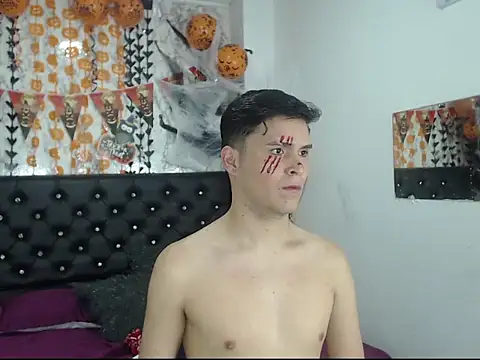 Aaron Foxxx online show from 17, 10, 2025