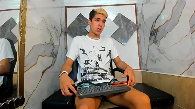 Stiben boy online show from 7, 10, 2025