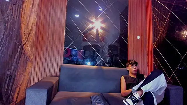 Stiben boy online show from 3, 11, 2025