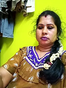 Snapshot of Sexymeenukutti chatting on 28, 9, 2025 Sexymeenukutti online show from 28, 9, 2025