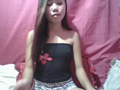 SweetPussie18x online show from 27, 3, 2026