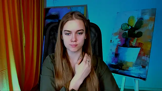 JuneWoods online show from 7, 4, 2026