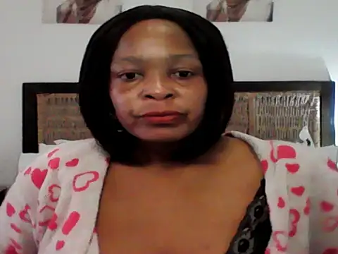 Snapshot of Blacksashaxx chatting on 6, 5, 2026 Blacksashaxx online show from 6, 5, 2026