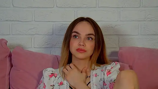 Snapshot of AnitaVenture chatting on 7, 5, 2026 AnitaVenture online show from 7, 5, 2026