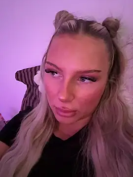 blondeeee online show from 1, 7, 2026