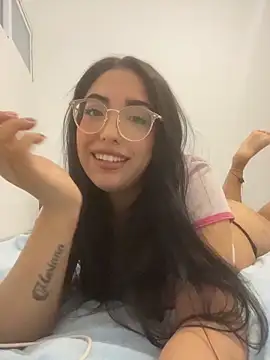 Snapshot of Lana18_lee1 chatting on 18, 11, 2025 Lana18 lee1 online show from 18, 11, 2025